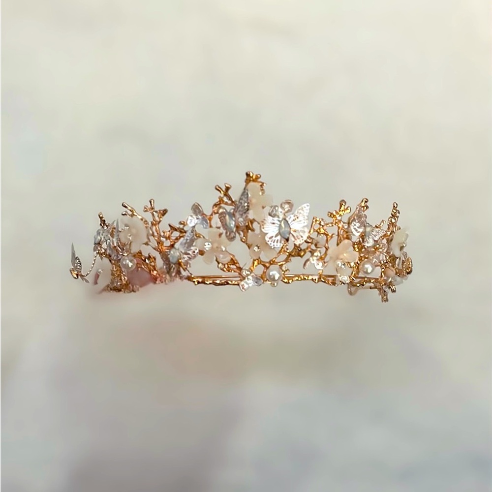Butterfly crown